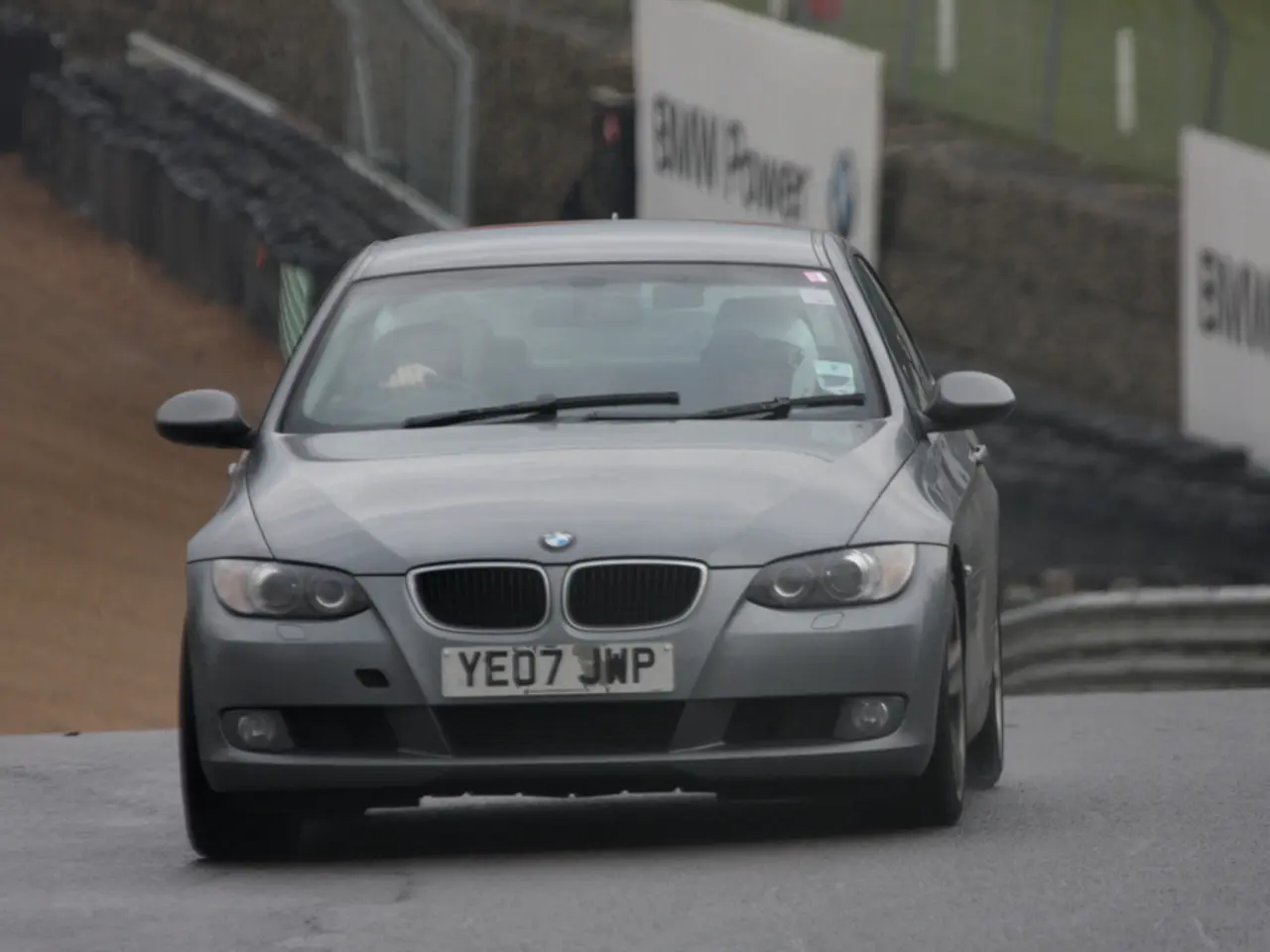 DeLorean's electric car reserves are now being tokenized by Sui, the facilitating network behind...