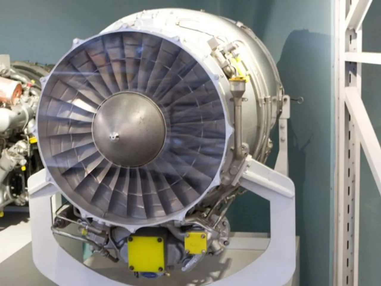 Increased Fibre Optic Production by OMC Utilizing Cobots, Ensuring Superior Quality and Uniformity