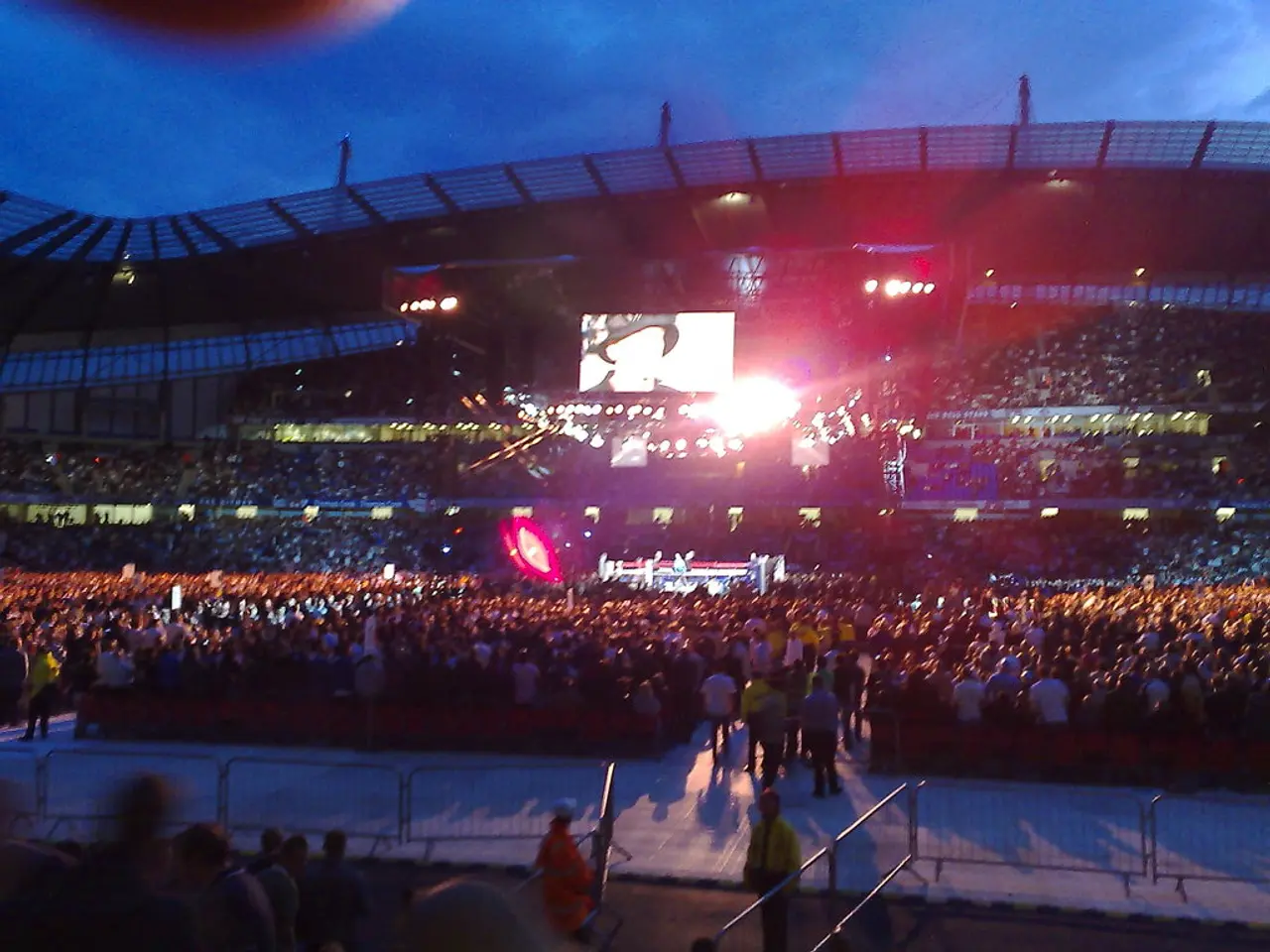 Airborne Sonic Sphere Produces Audio That Matches Its Visually Appealing Appearance