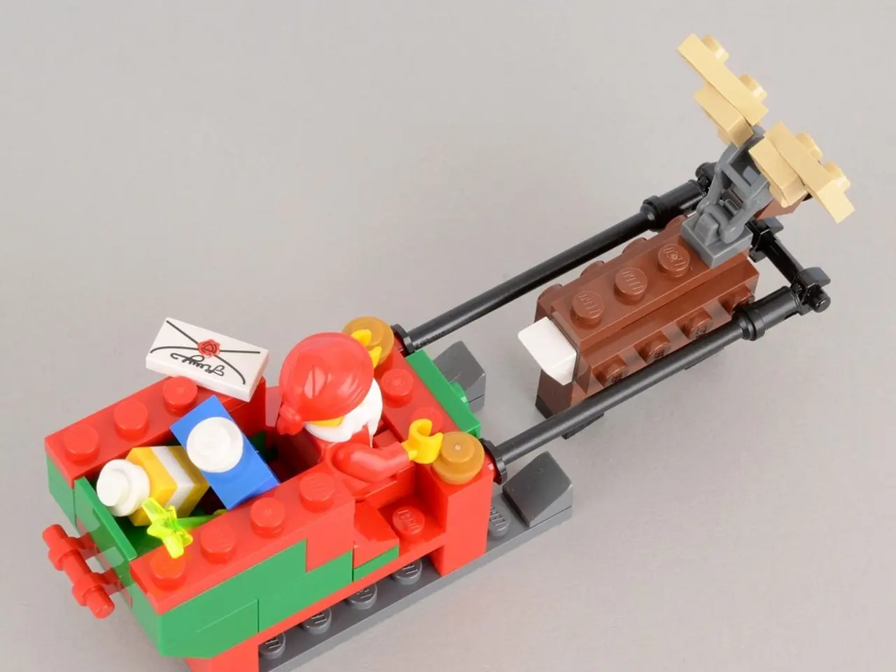 Unveiling a Legend: Presenting the 2-in-1 LEGO Set based on The Legend of Zelda's Great Deku Tree