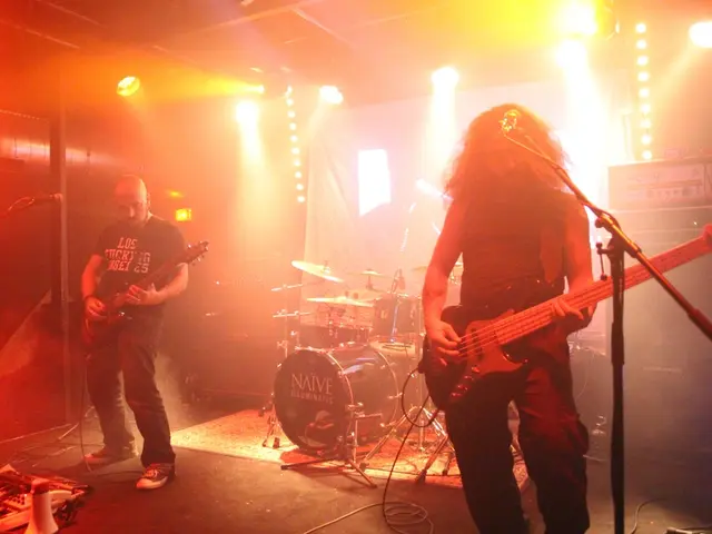 Metal and timber blend in DW's SonicPly shells, a creation praised by Neil Peart, dubbed as 'the...