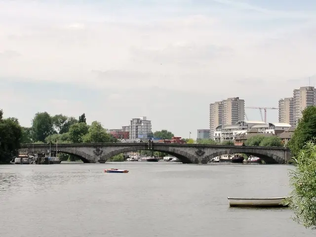 Multiple-source sonar signal recognition