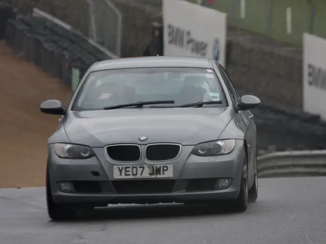 DeLorean's electric car reserves are now being tokenized by Sui, the facilitating network behind...