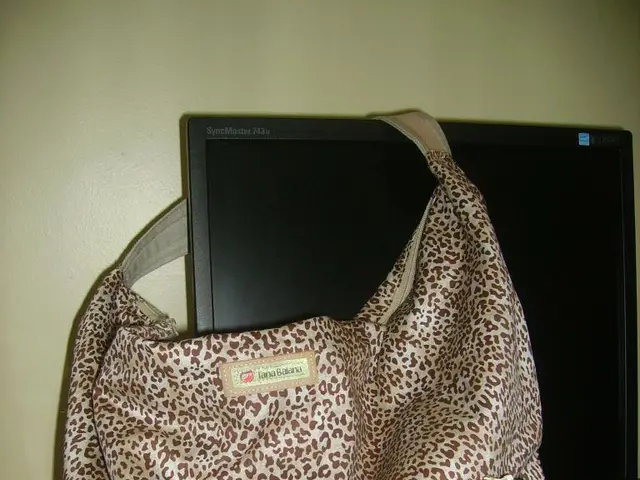 New Flexible Color AMOLED Display Unveiled by ITRI