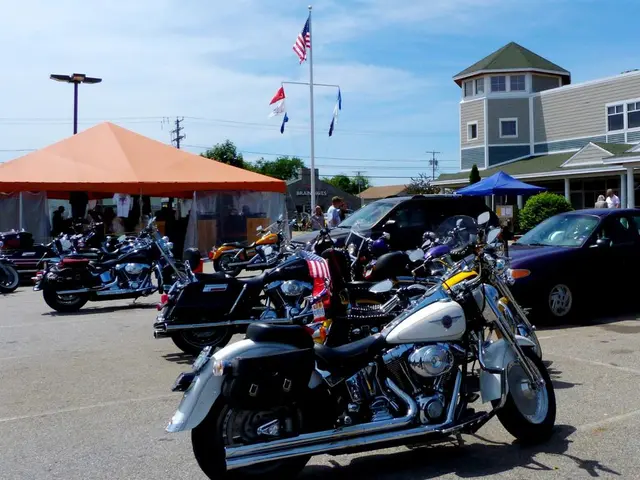 Geely Farizon unveils electric camper van via their Twitter profile named X