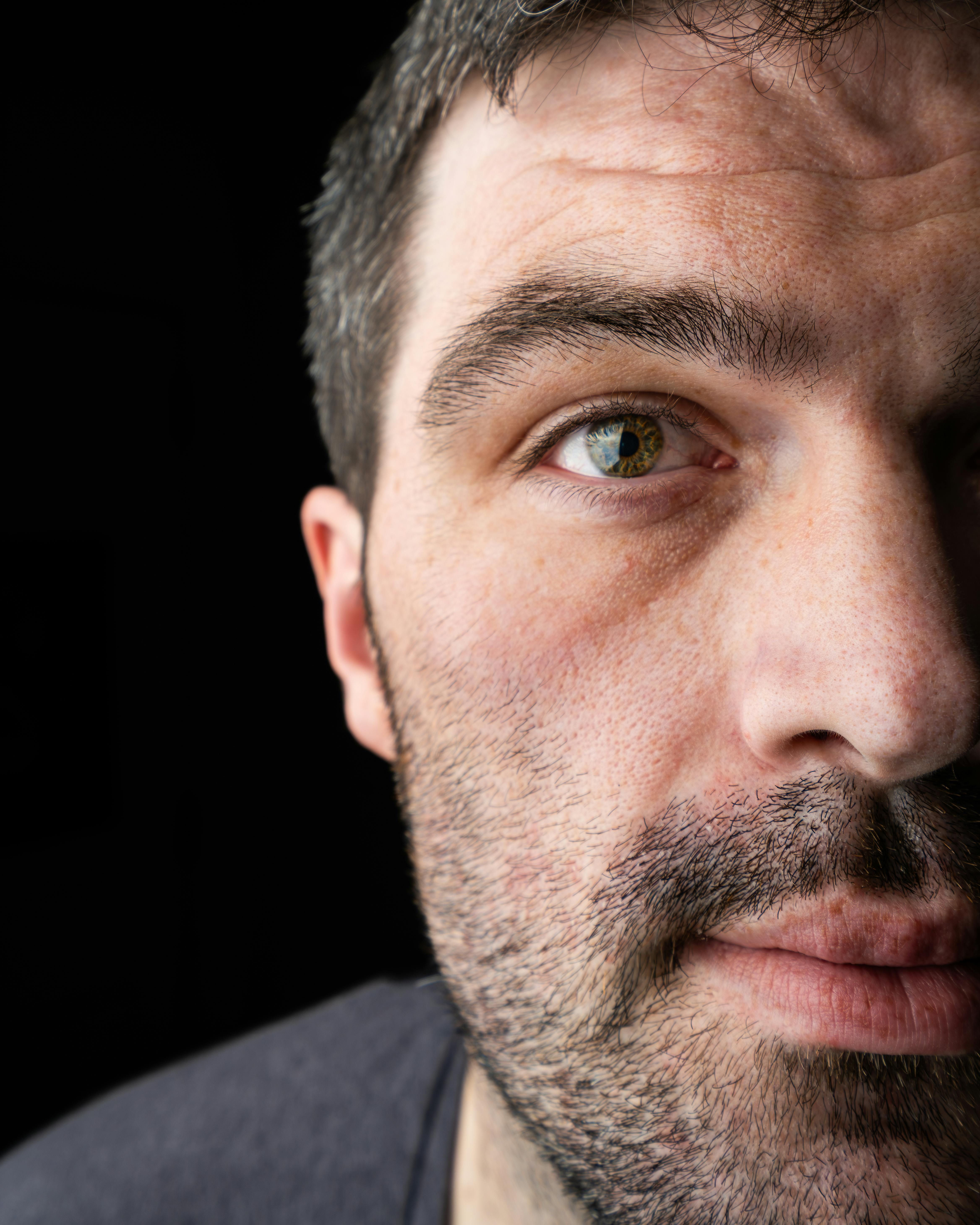 Cryptocurrency wallet service Ledger adds Transak integration, allowing users to directly exchange crypto for fiat in Ledger Live, providing secure and compliant off-ramping solutions across 100+ countries while maintaining full self-custody.