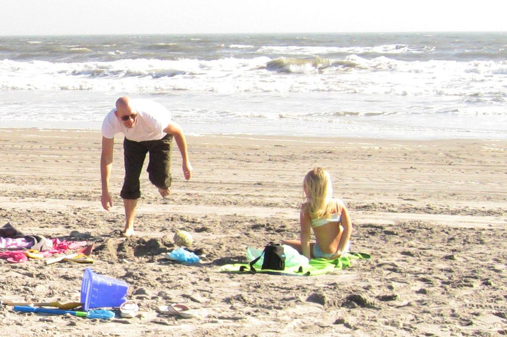 Gizmodo reports on Adriano Contreras's findings: Uncensored and Unfiltered Discussion on Request